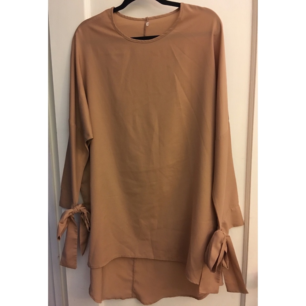 SALE SHEIN Dress with Self-Tie Sleeves